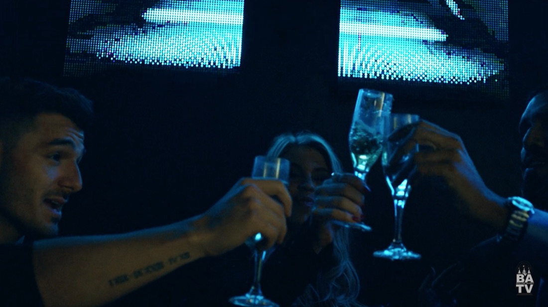 Bottle Girls TV series